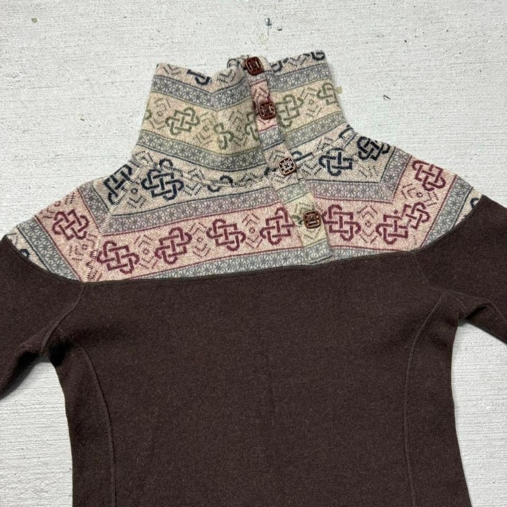 Sherpa Adventure Gear Wool Sweater Size Small - Picture 2 of 8